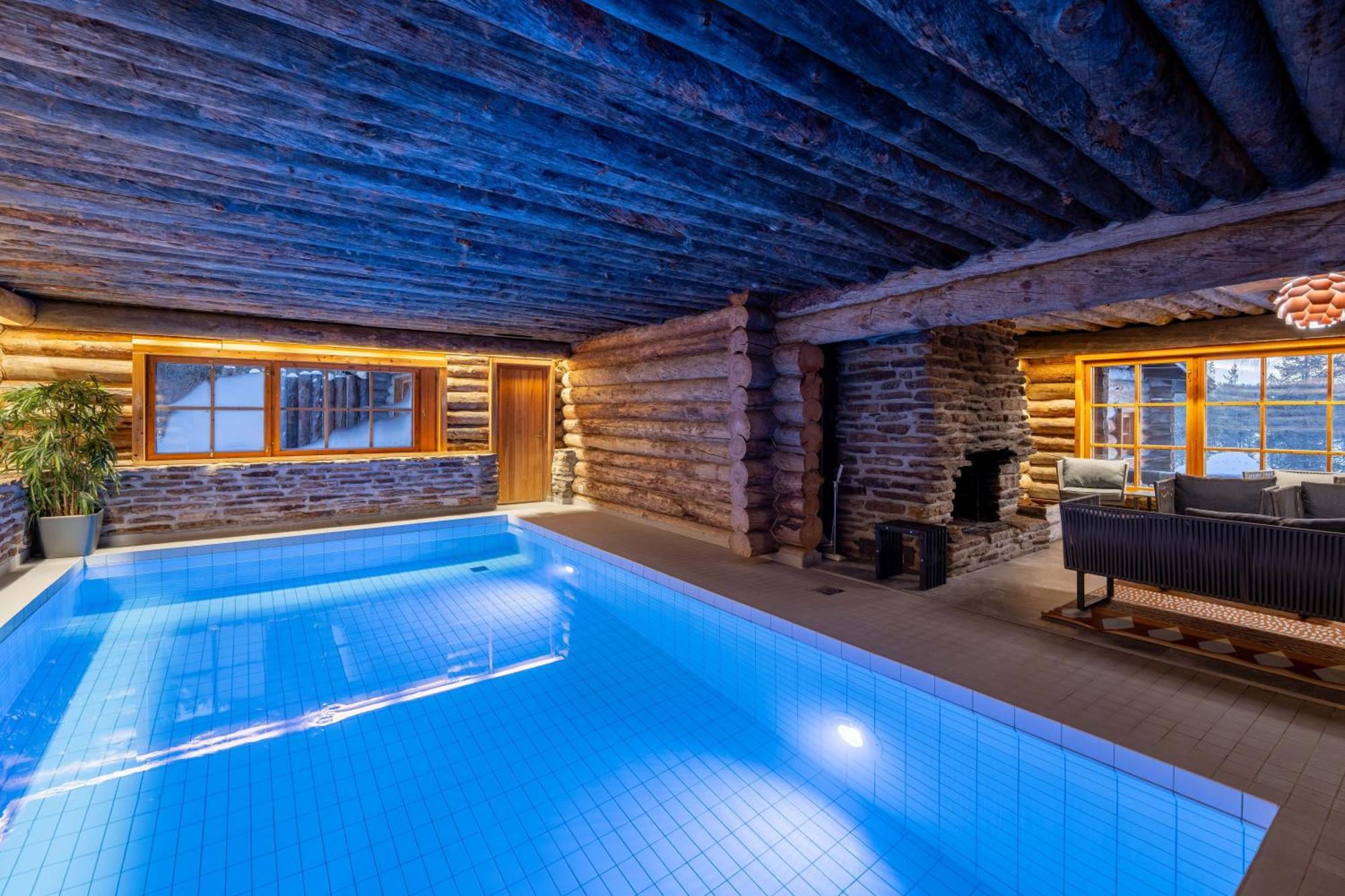 Kuukkeli Log Houses Aurora Resort ซาริเซลกา ภายนอก รูปภาพ