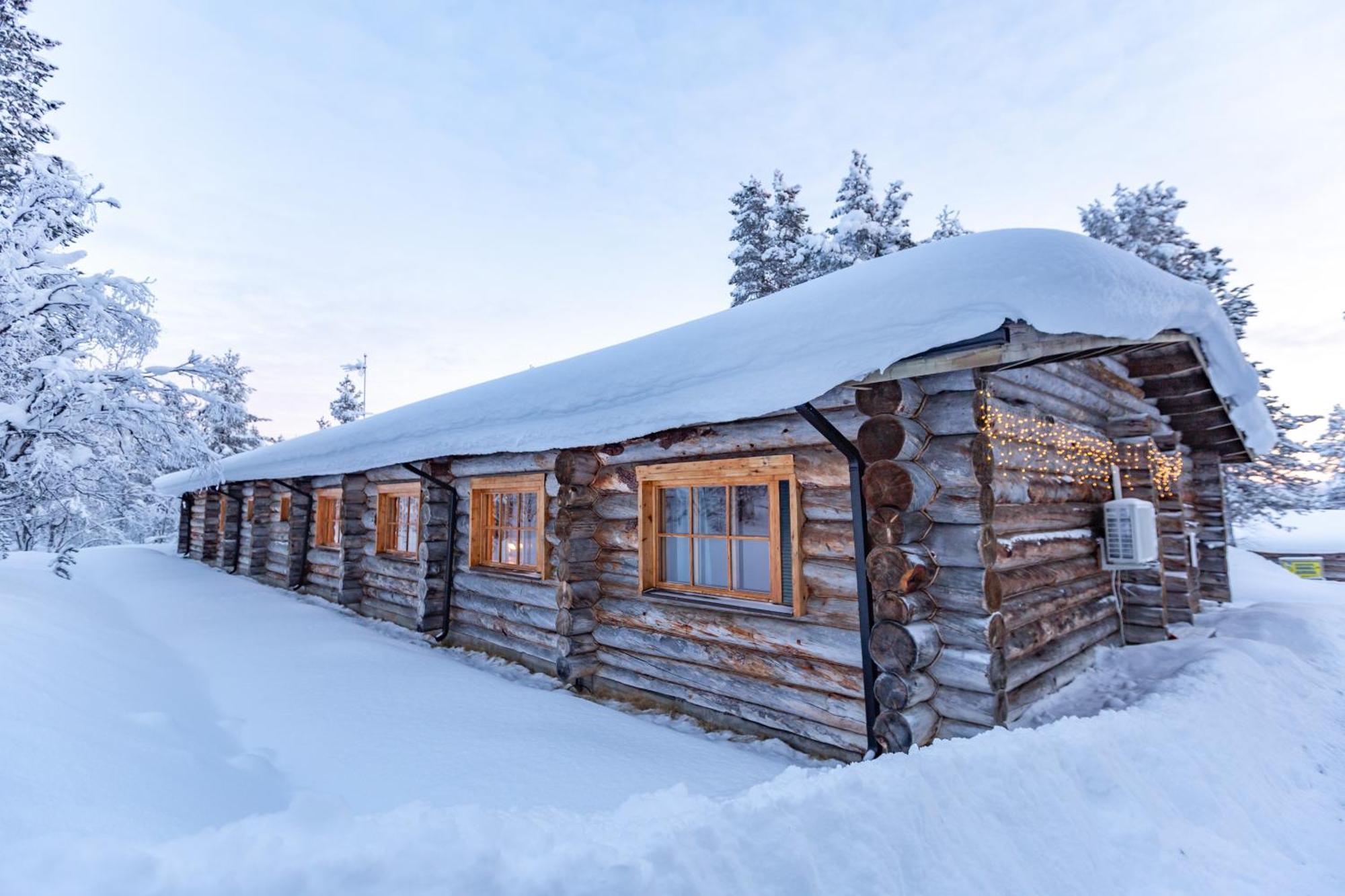 Kuukkeli Log Houses Aurora Resort ซาริเซลกา ภายนอก รูปภาพ