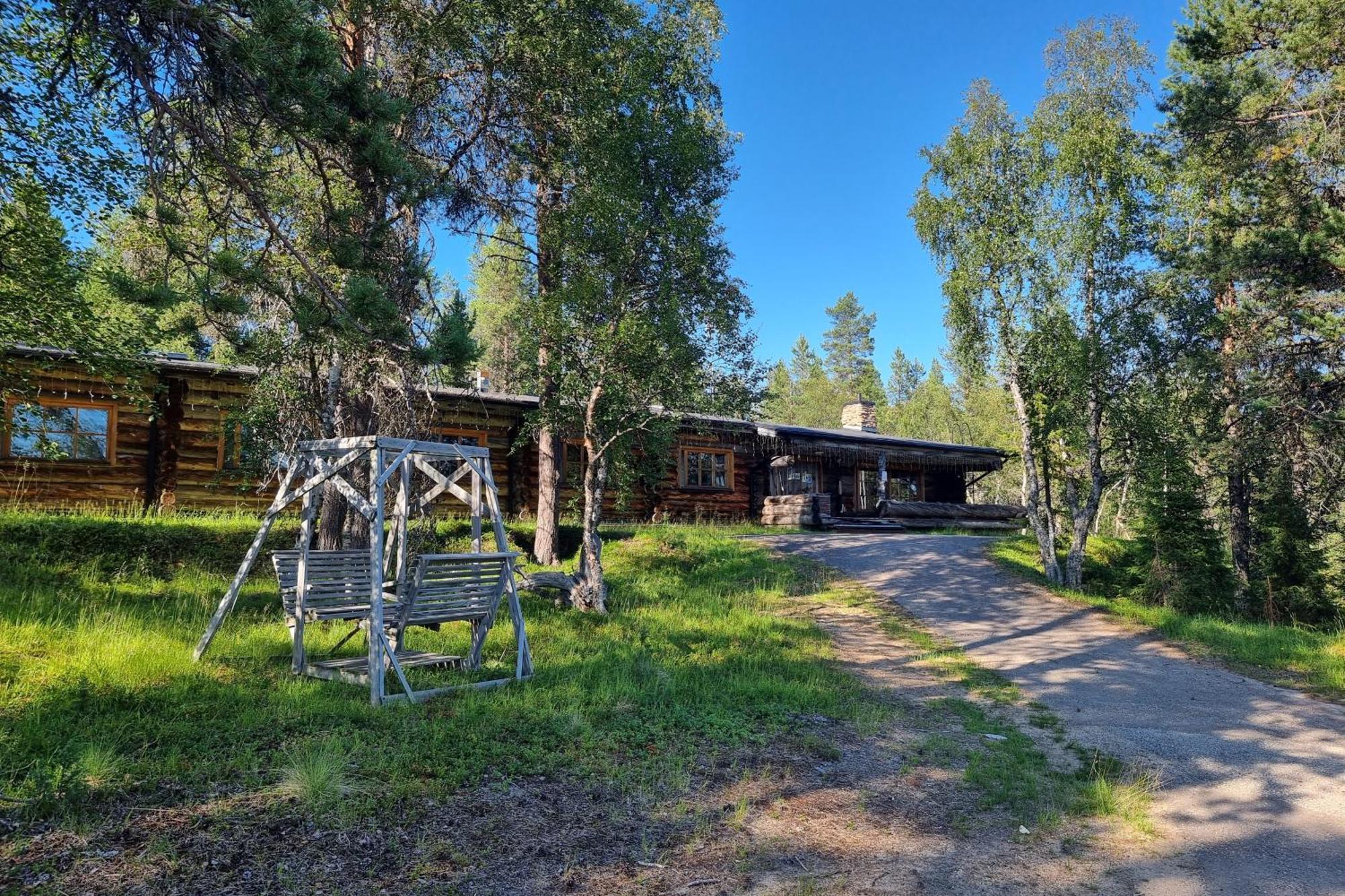 Kuukkeli Log Houses Aurora Resort ซาริเซลกา ภายนอก รูปภาพ