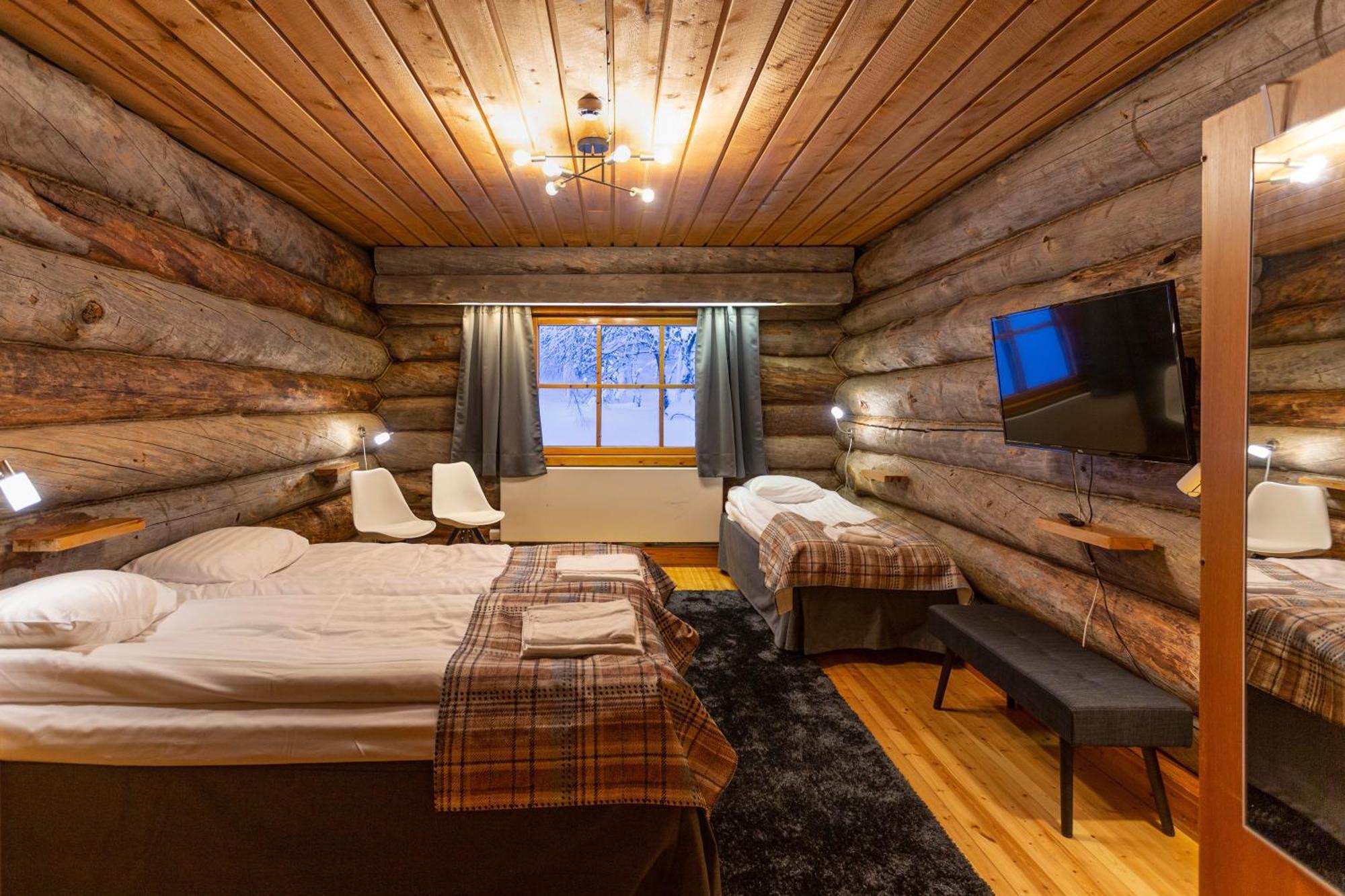 Kuukkeli Log Houses Aurora Resort ซาริเซลกา ภายนอก รูปภาพ